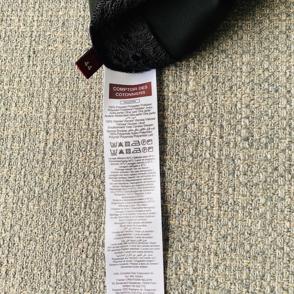 COMPTOIR DES COTONNIERS Black V-neck with Lace - Picture 5 of 5